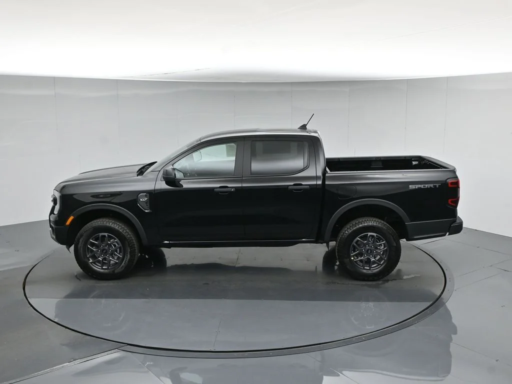 New 2026 Shadow Black Ford XLT image 40