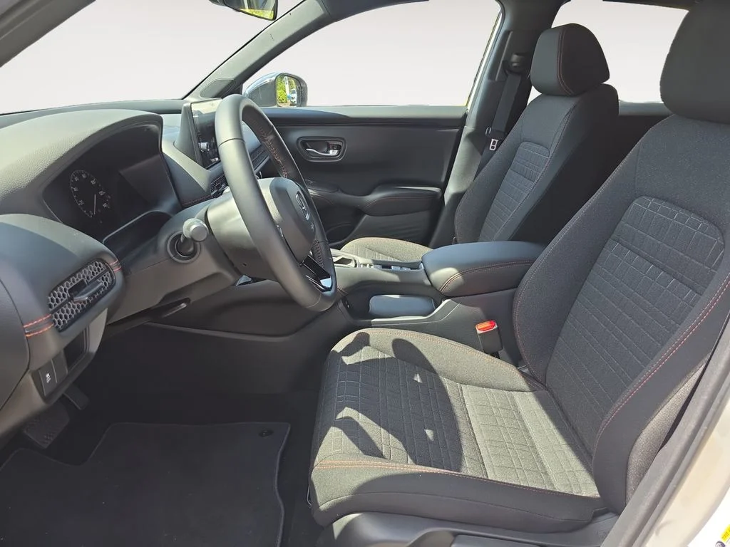 2026 Honda HR-V Sport - Photo 9