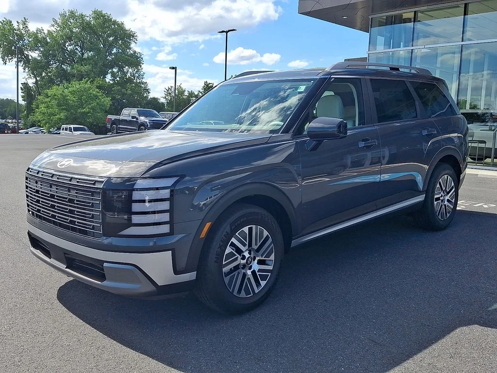 New 2026 Gray Hyundai SEL image 2