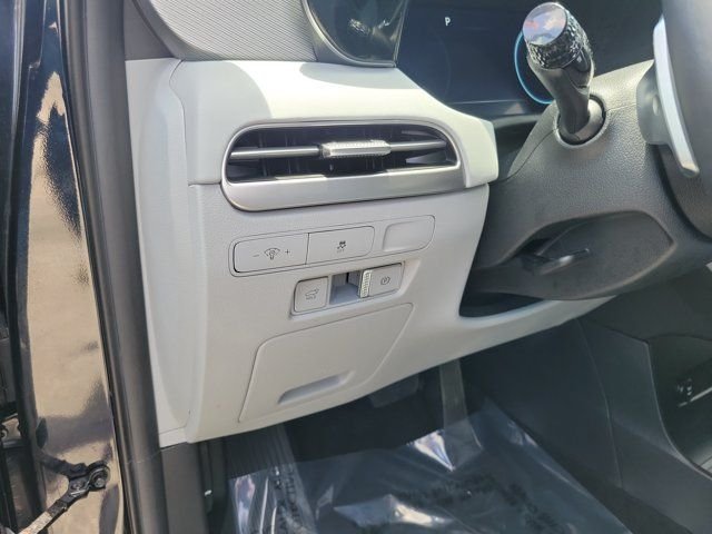 Certified Used 2024 White Hyundai SEL PREMIUM image 17