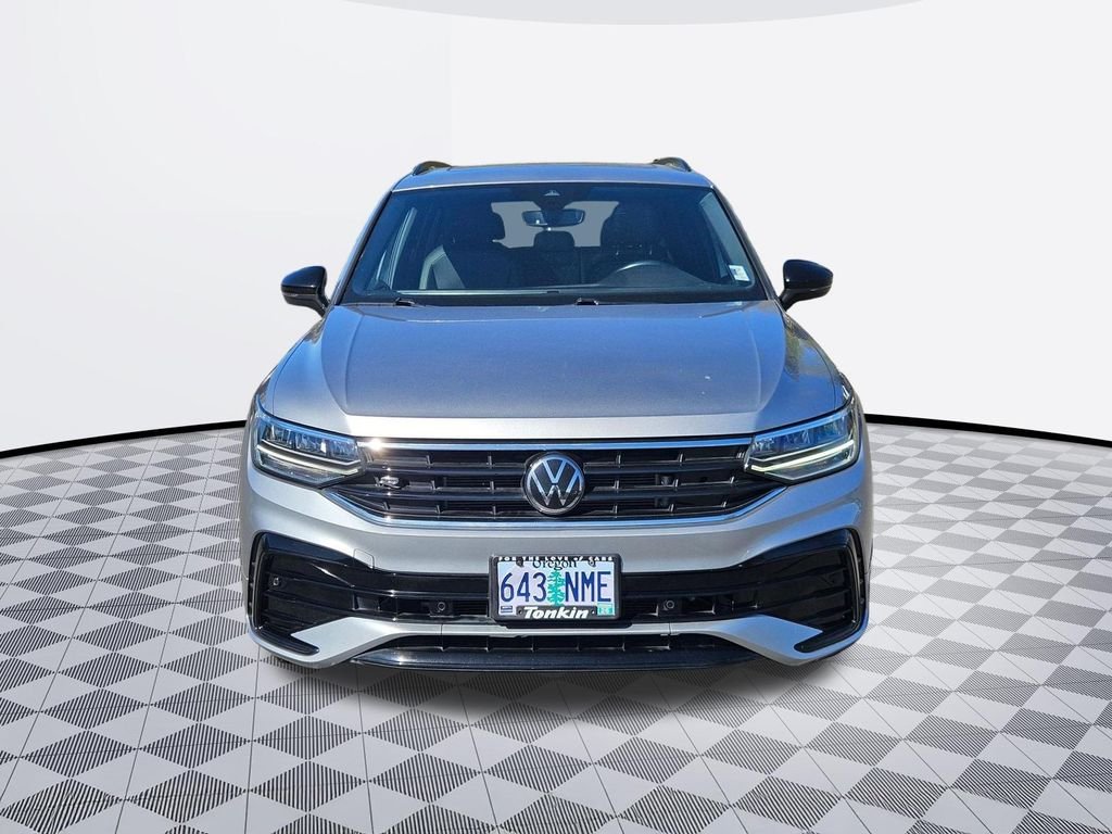 Used 2022 Silver Volkswagen 2.0T SE R-Line Black image 9