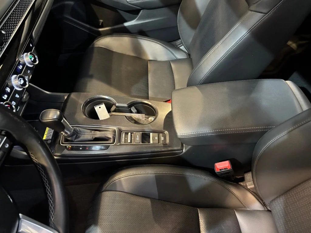 Certified Used 2024 Crystal Black Pearl Honda Touring image 18
