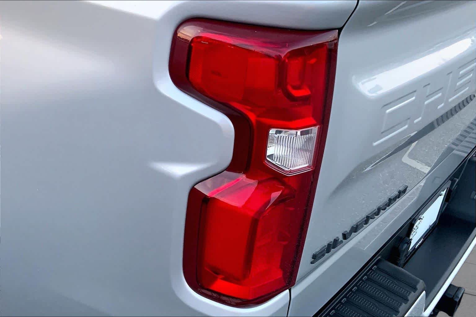 Used 2020 Silver Ice Metallic Chevrolet RST image 25