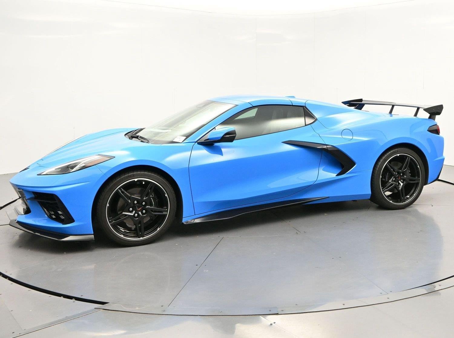 Used 2024 Rapid Blue Chevrolet 2LT image 4