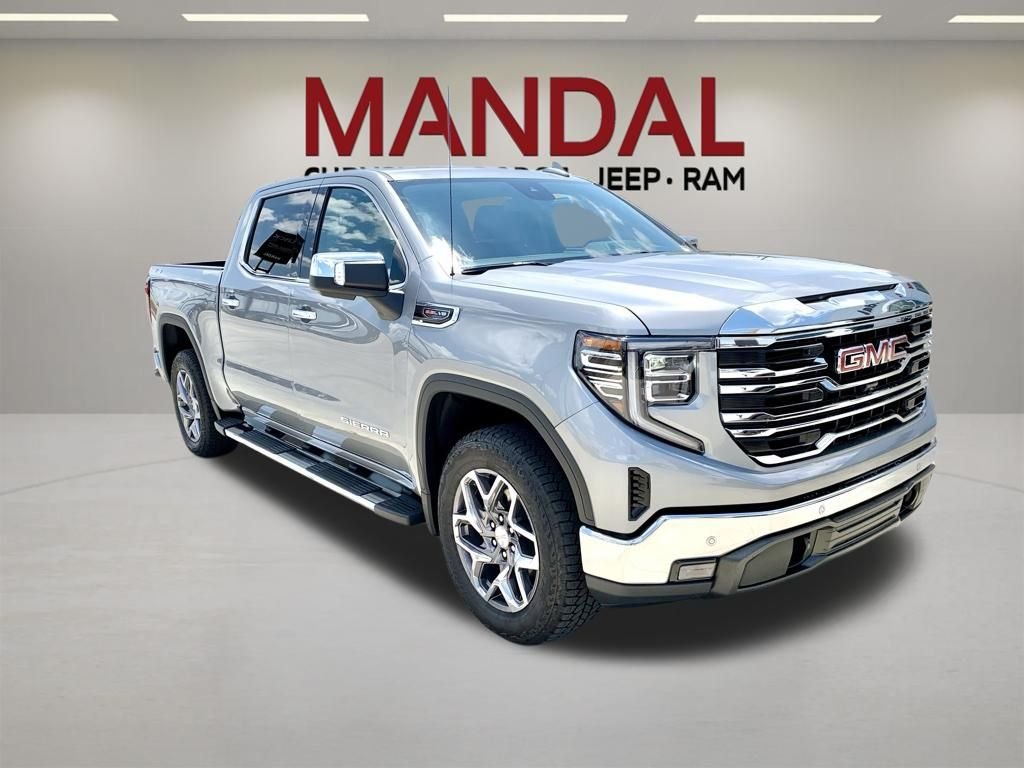 Used 2026 Silver GMC SLT image 4