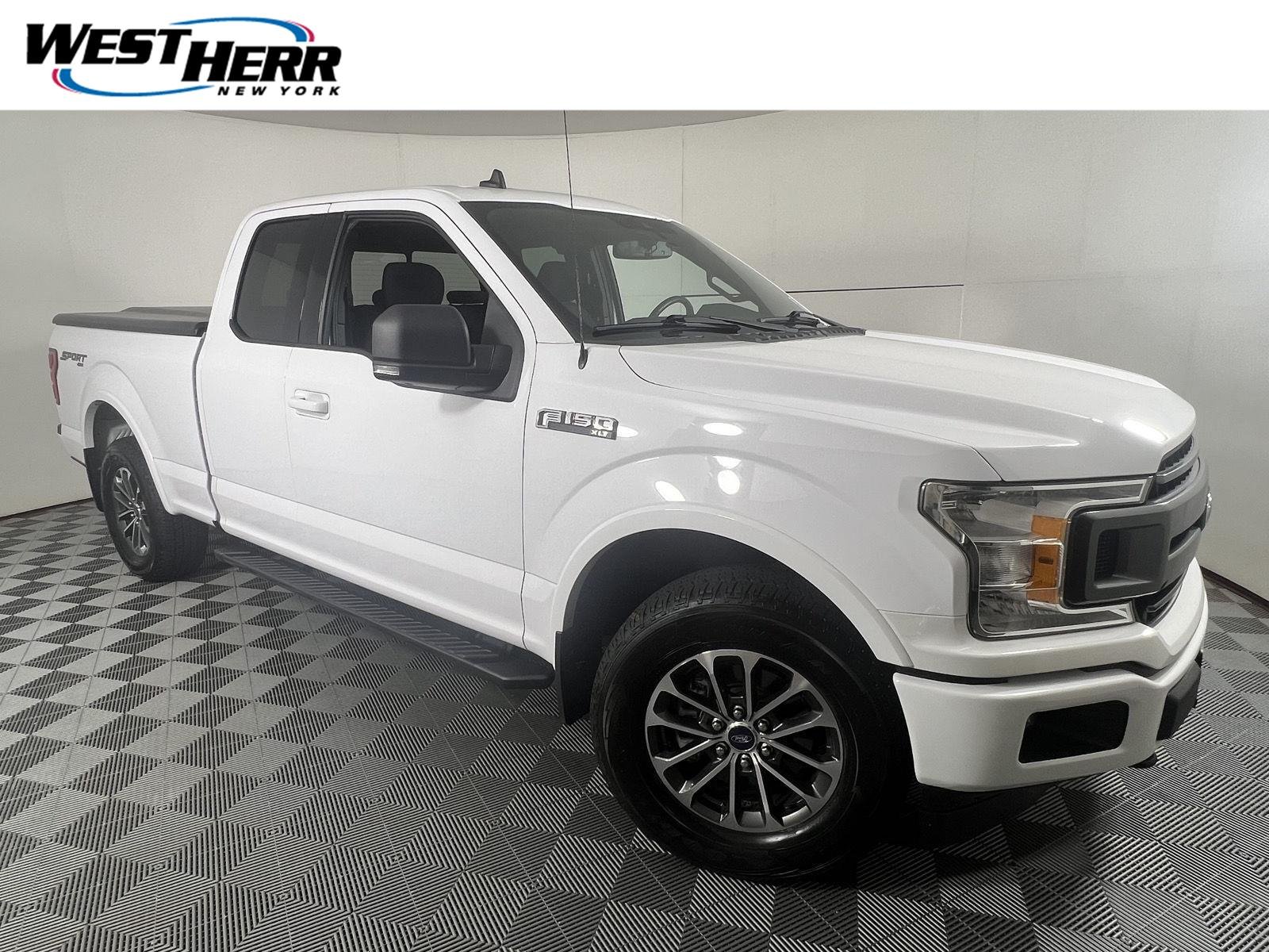 Used 2019 Oxford White Ford XLT image 1