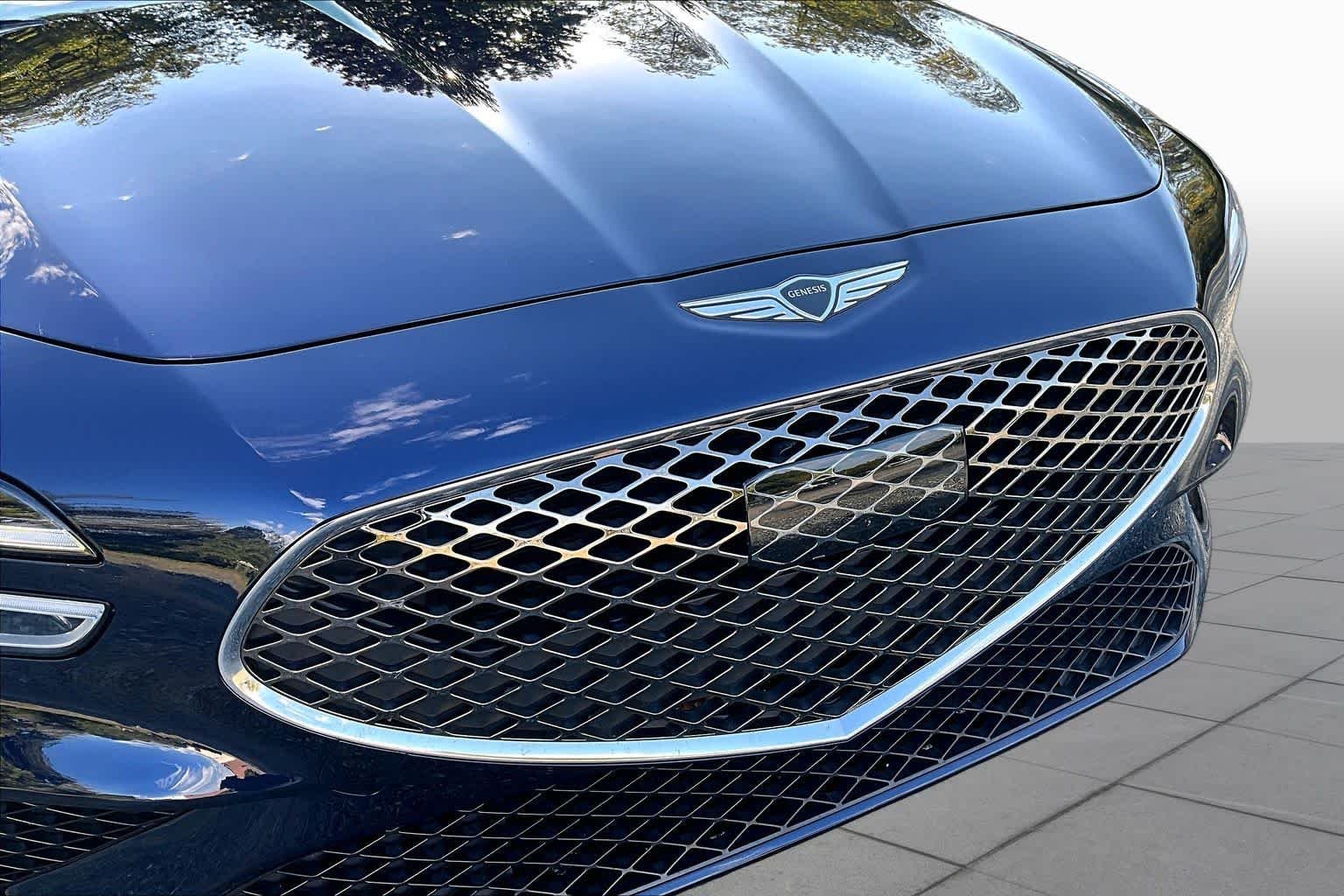 Used 2026 Capri Blue Genesis 2.5T image 30