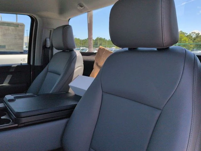 New 2026 Oxford White Ford F-550® XL image 15