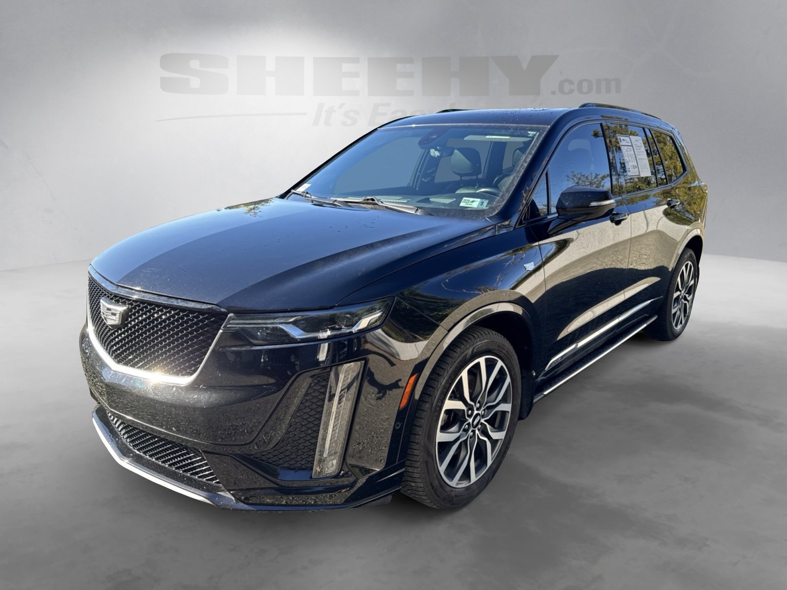Used 2021 Black Cadillac Sport image 15