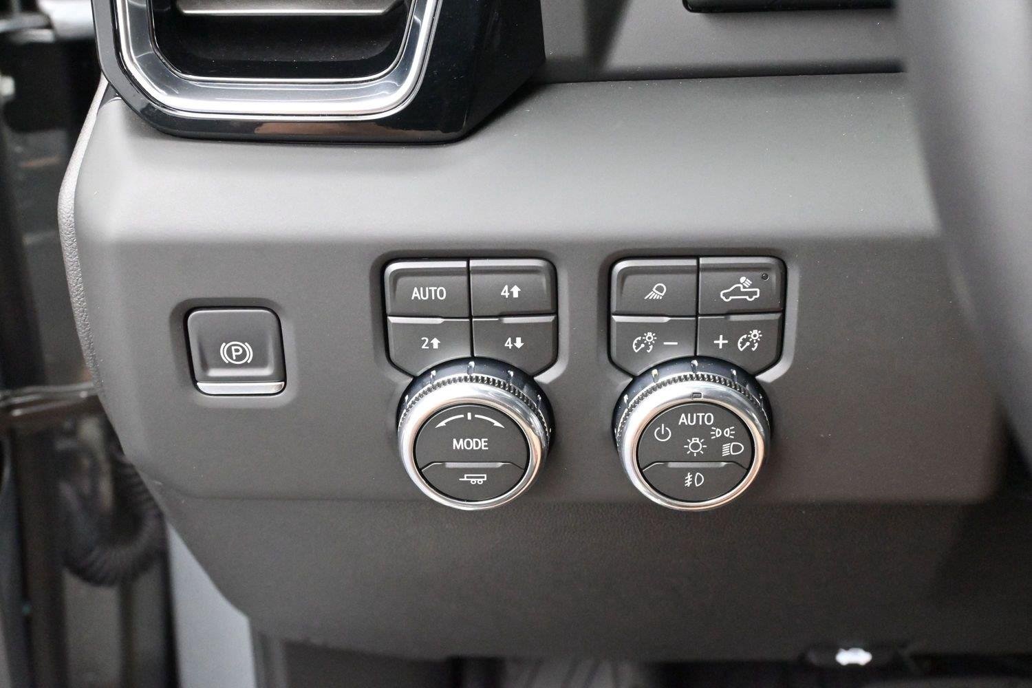 Used 2026 Sterling Metallic GMC Denali Ultimate image 30