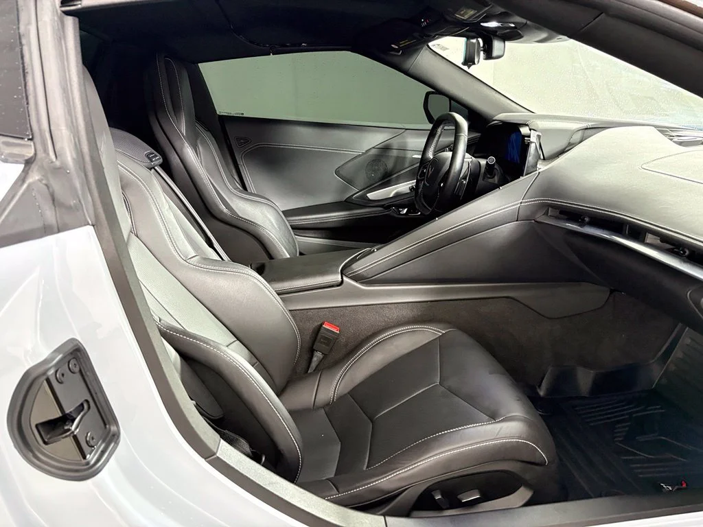 Used 2024 White Chevrolet Stingray image 44