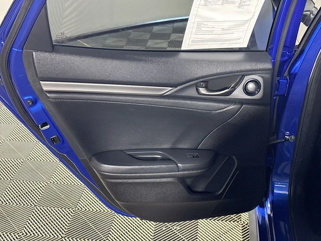 Used 2018 Blue Honda Sport Touring image 20