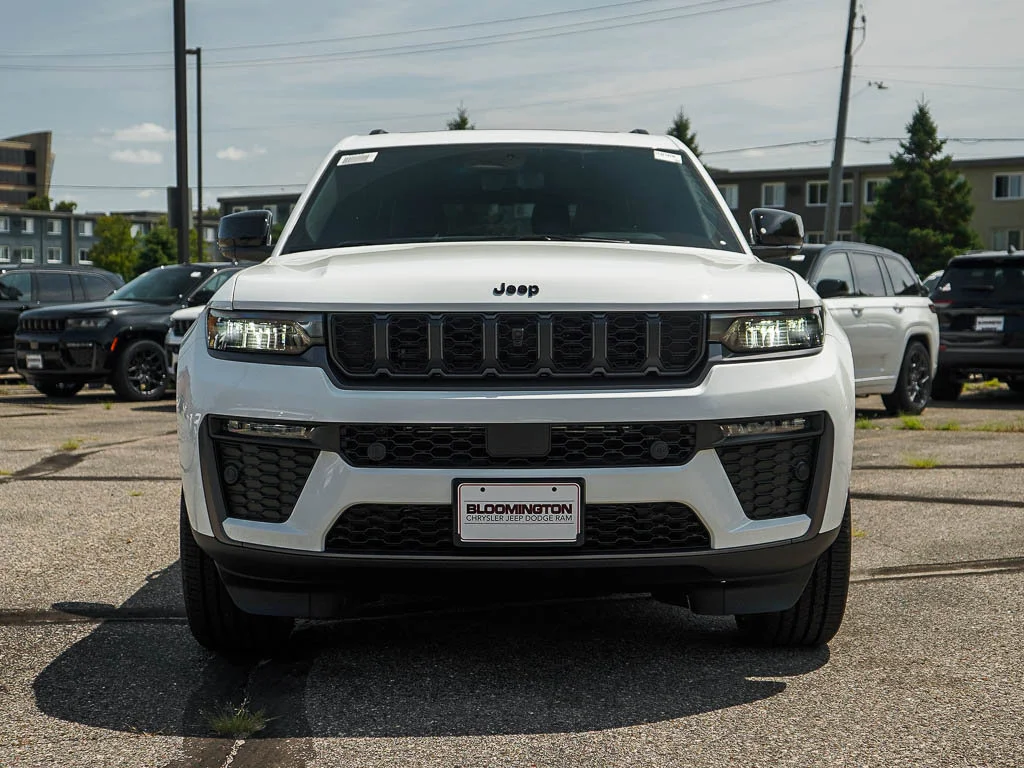 New 2026 Bright White Clearcoat Jeep  image 2
