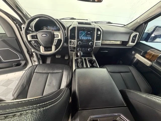 Used 2018 White Platinum Clearcoat Metallic Ford Lariat image 33