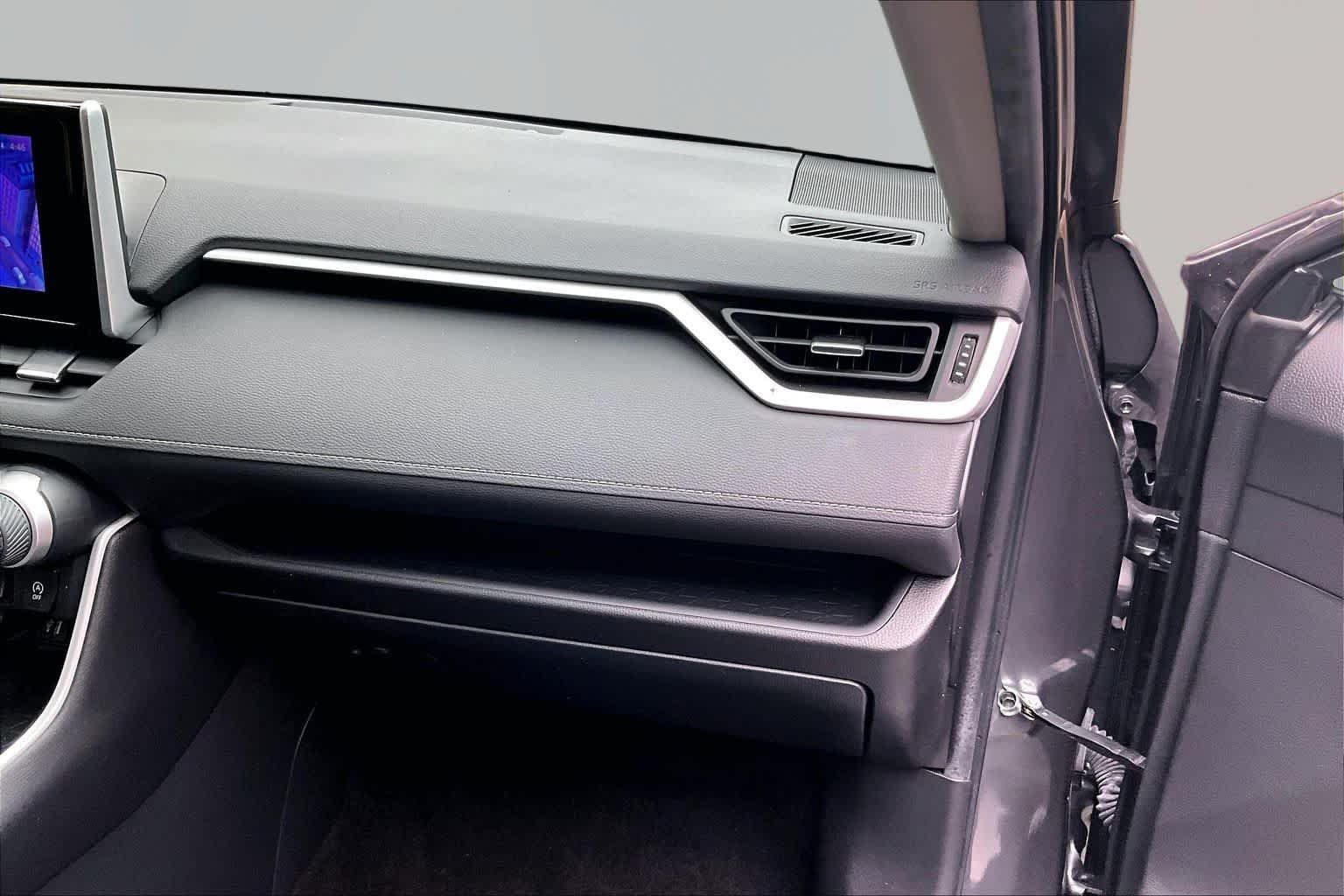 Used 2023 Magnetic Gray Metallic Toyota XLE Premium image 19