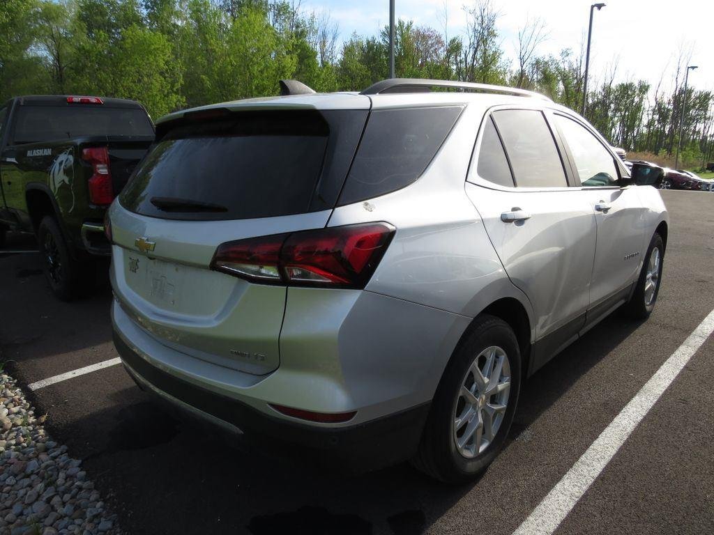 Used 2022 Silver Ice Metallic Chevrolet LT image 13