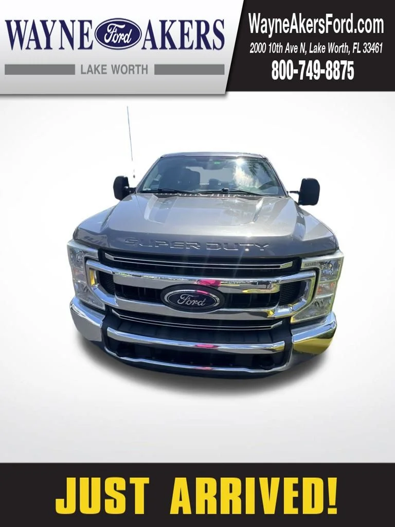 Used 2021 Gray Metallic Ford XL image 1