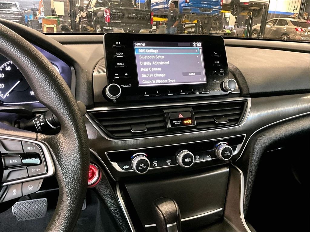 Used 2018 Gray Honda LX image 18