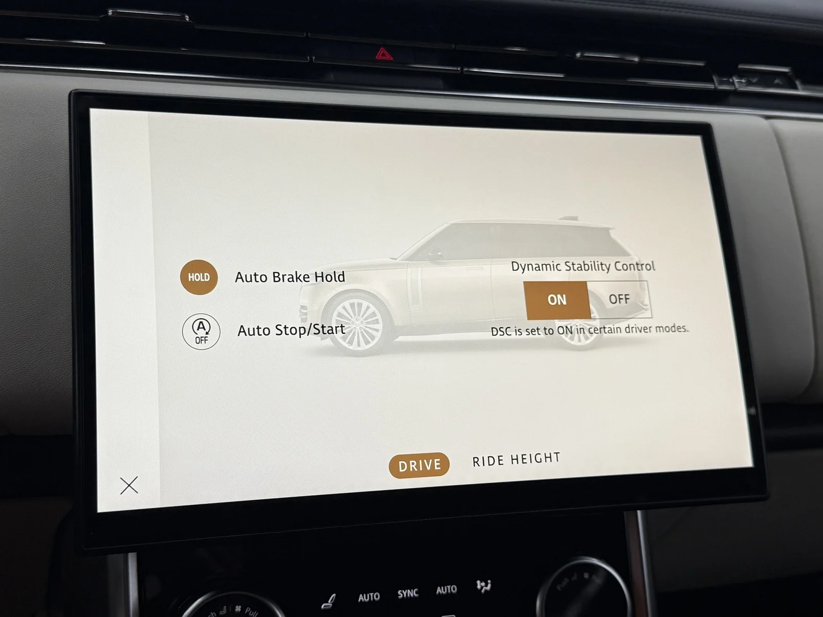 2022 Land Rover New Range Rover SE - Photo 25