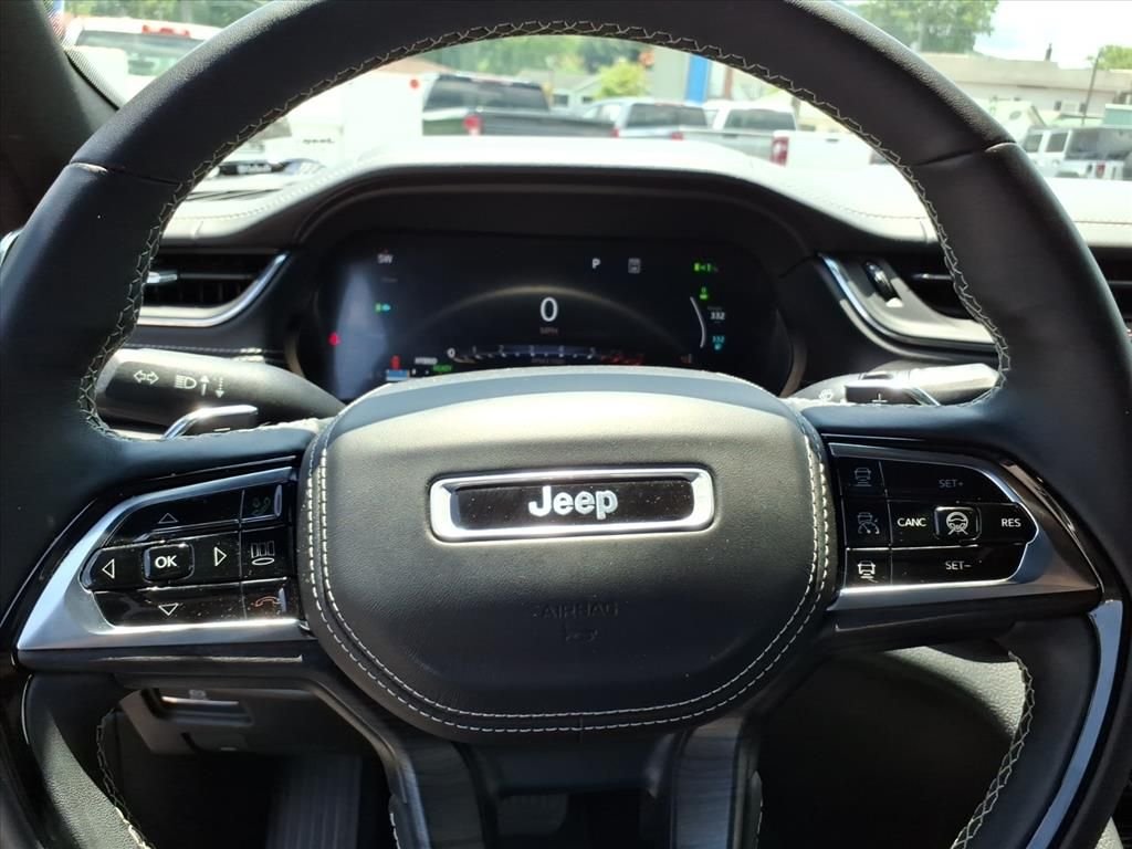 Used 2023 Red Jeep Overland 4xe image 21