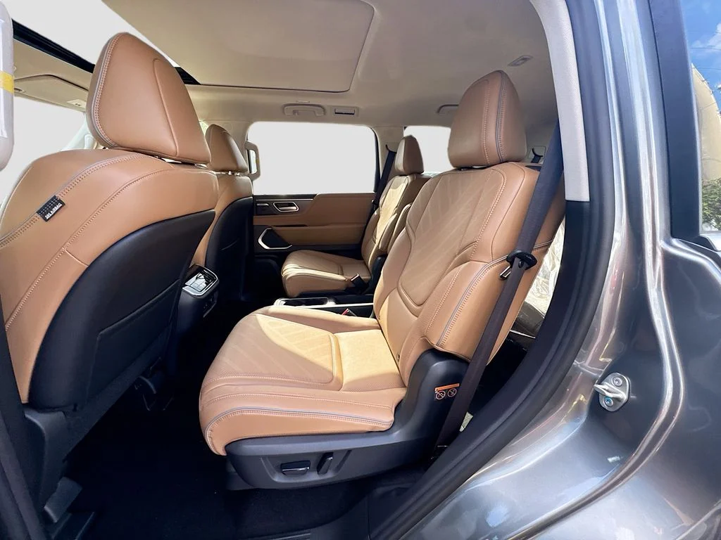 New 2027 DYNAMIC METAL INFINITI Luxe 2WD image 26