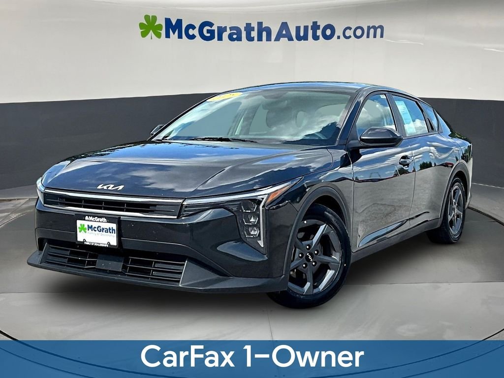 Used 2025 Gray Kia LXS image 3