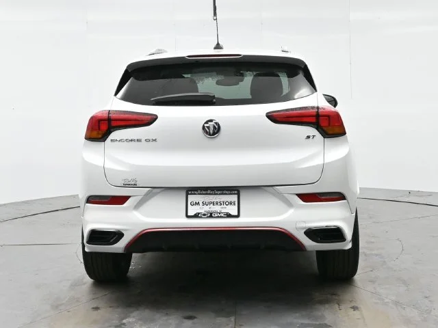 Used 2021 WHITE FROST TRICOAT Buick Preferred image 6