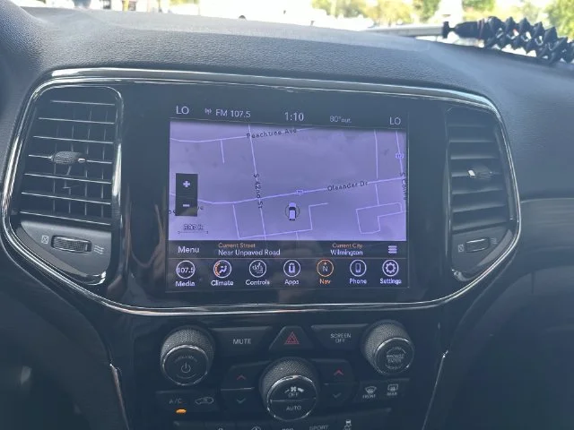 Used 2020 White Jeep Altitude image 19