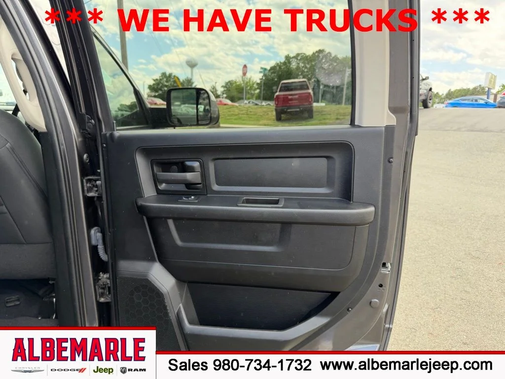 Used 2022 Gray Ram Tradesman image 35