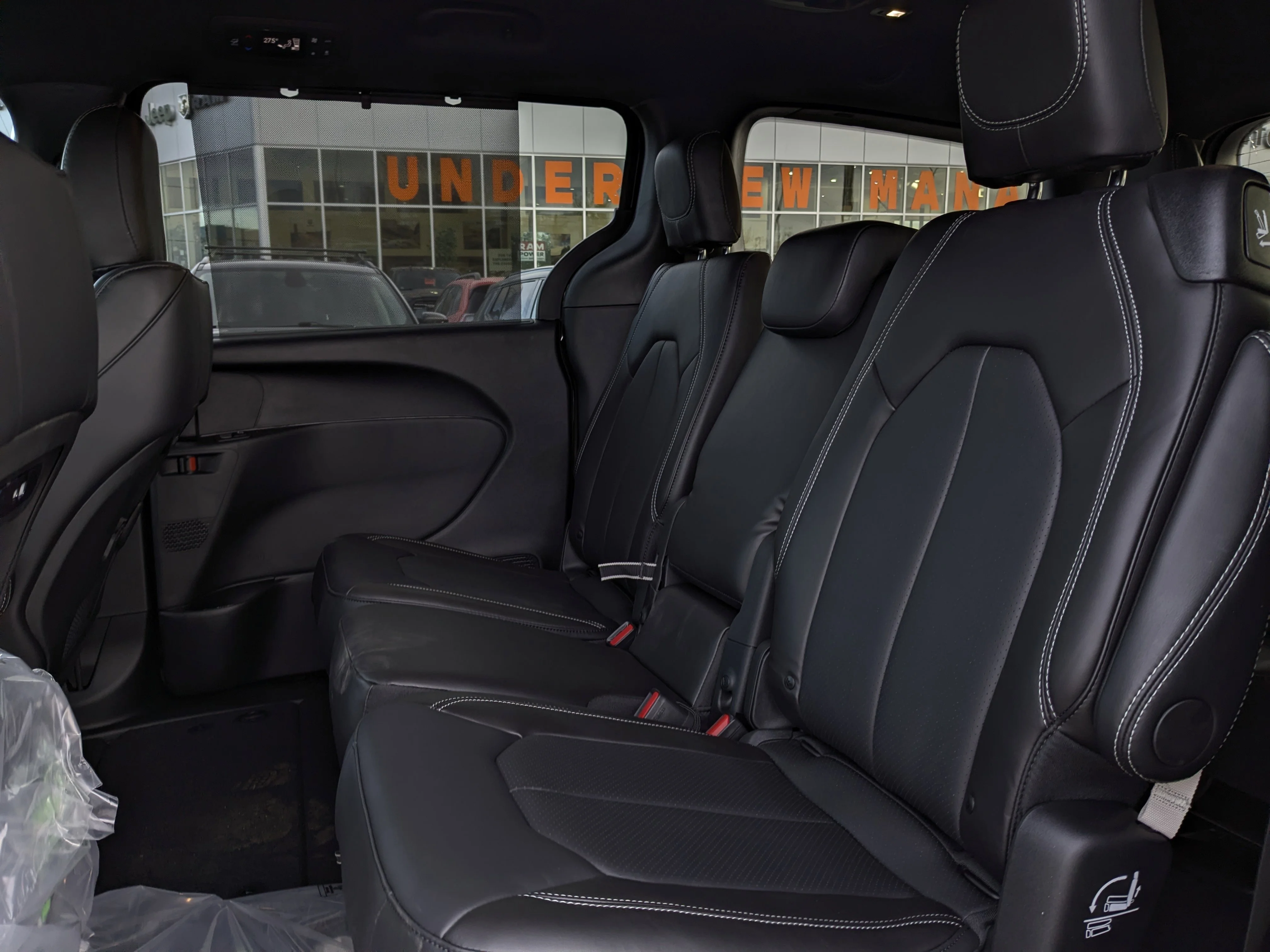 New 2026 Black Chrysler Select - Capri Leather - Power Sliding Doors - Stow & Go & Tons More! image 29