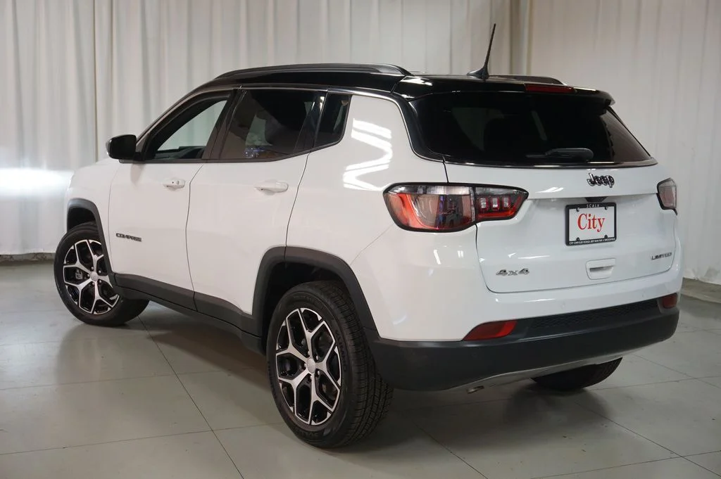 Used 2024 Bright White Clearcoat Jeep Limited image 17
