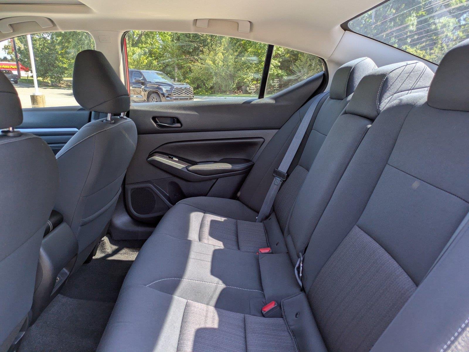 Used 2023 Scarlet Ember Tintcoat Nissan 2.5 SV image 13