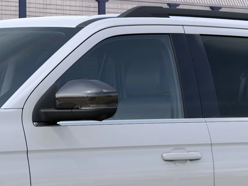 New 2027 Star White Metallic Tri-Coat Ford Platinum® image 20