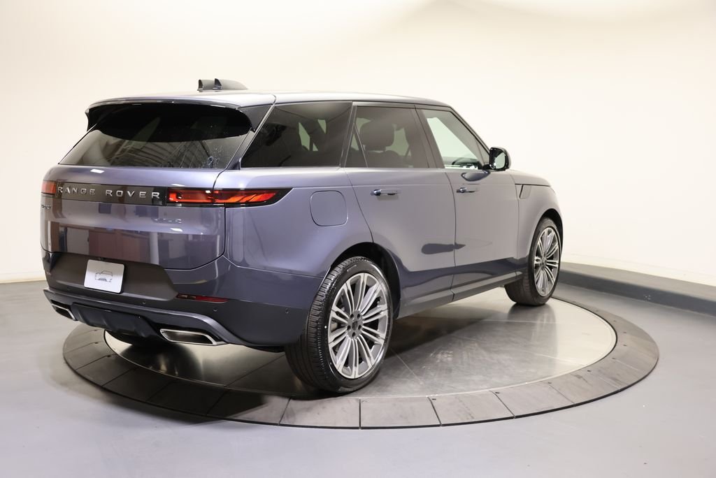 New 2026 Varesine Blue Land Rover SE image 5