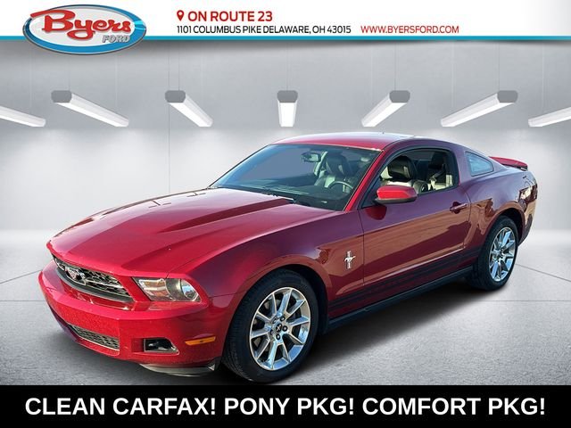 2011 Ford Mustang V6 Premium's photo