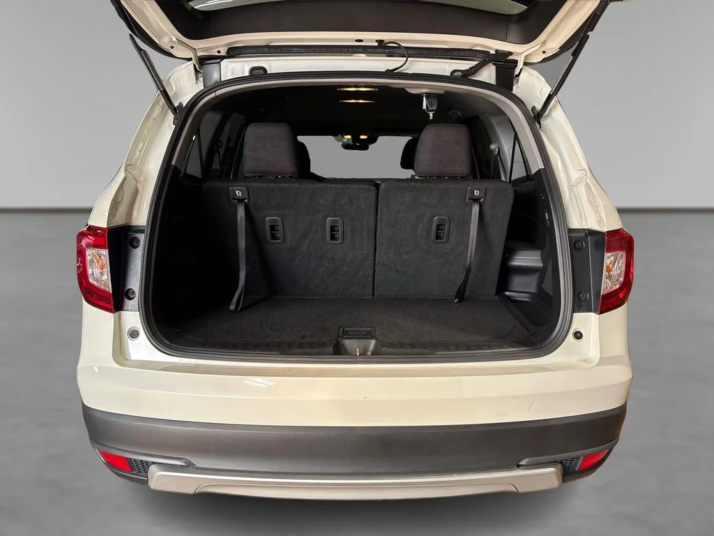 Certified Used 2019 White Diamond Pearl Honda EX image 12