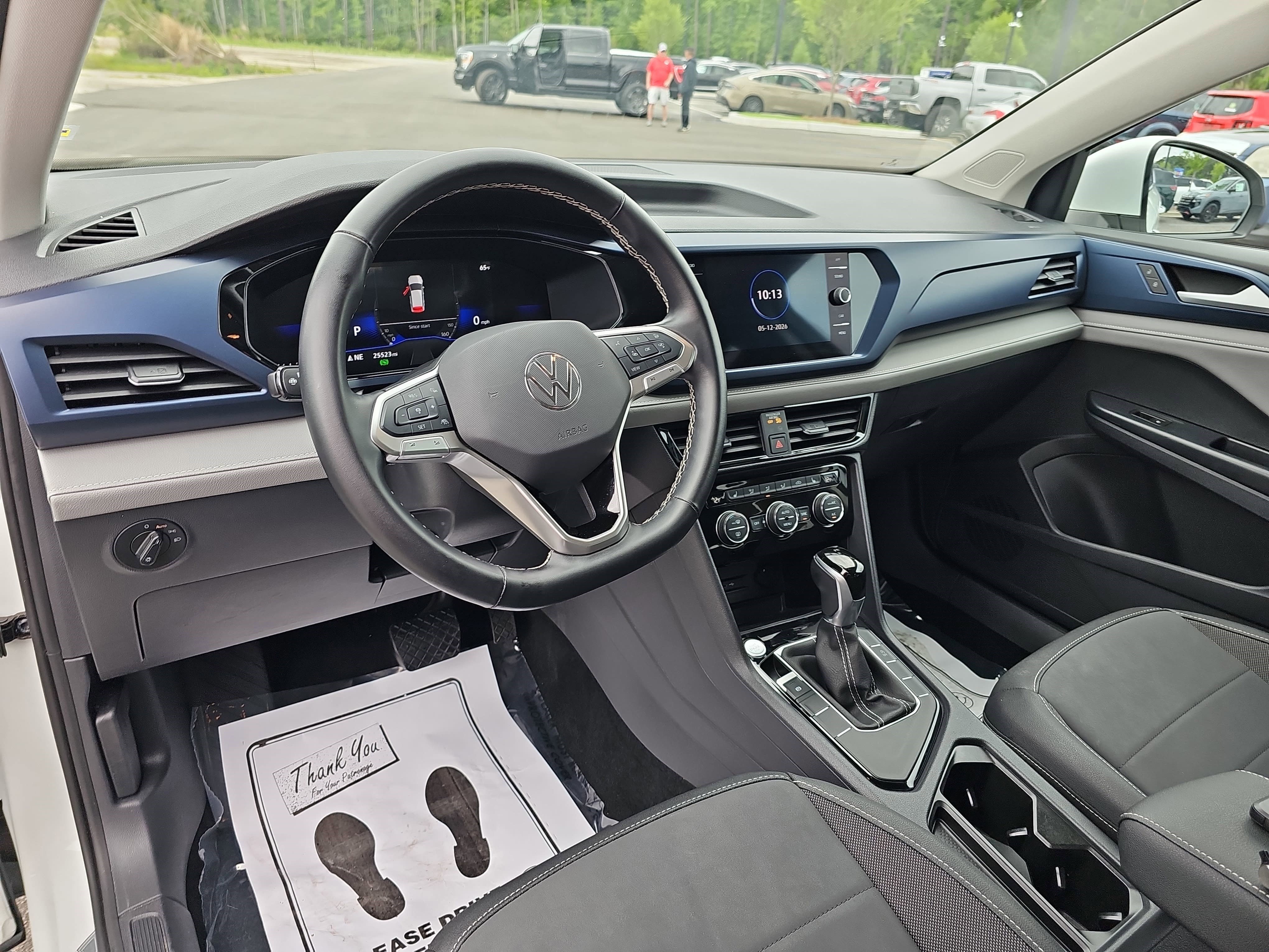 2024 Volkswagen Taos SE - Photo 16