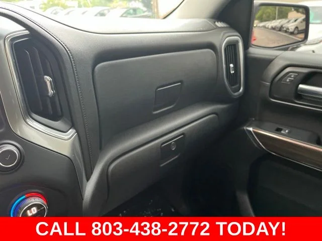 Used 2019 Red Chevrolet LT image 27