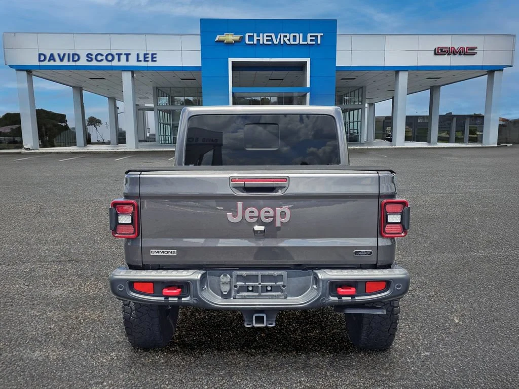 Used 2020 Granite Crystal Jeep Rubicon image 12
