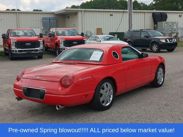 Used 2003 Red Ford  image 13