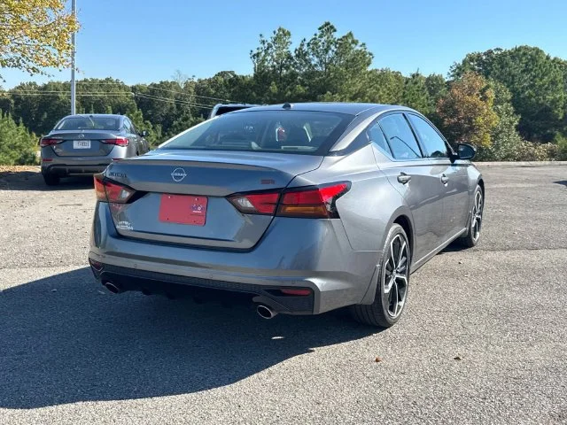 Used 2024 Gray Nissan 2.5 SR image 5