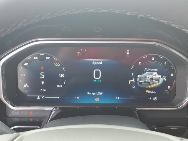 New 2026 Summit White Chevrolet LT image 10