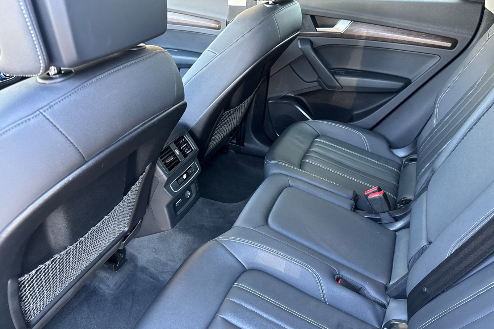 2022 Audi Q5 Premium - Photo 11