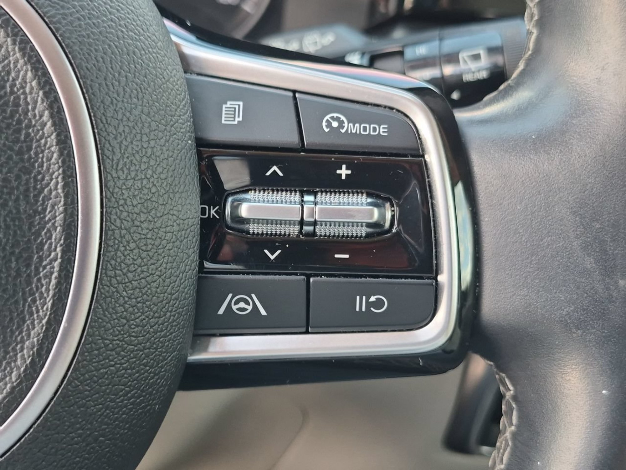 Used 2023 Gravity Grey Kia S image 24