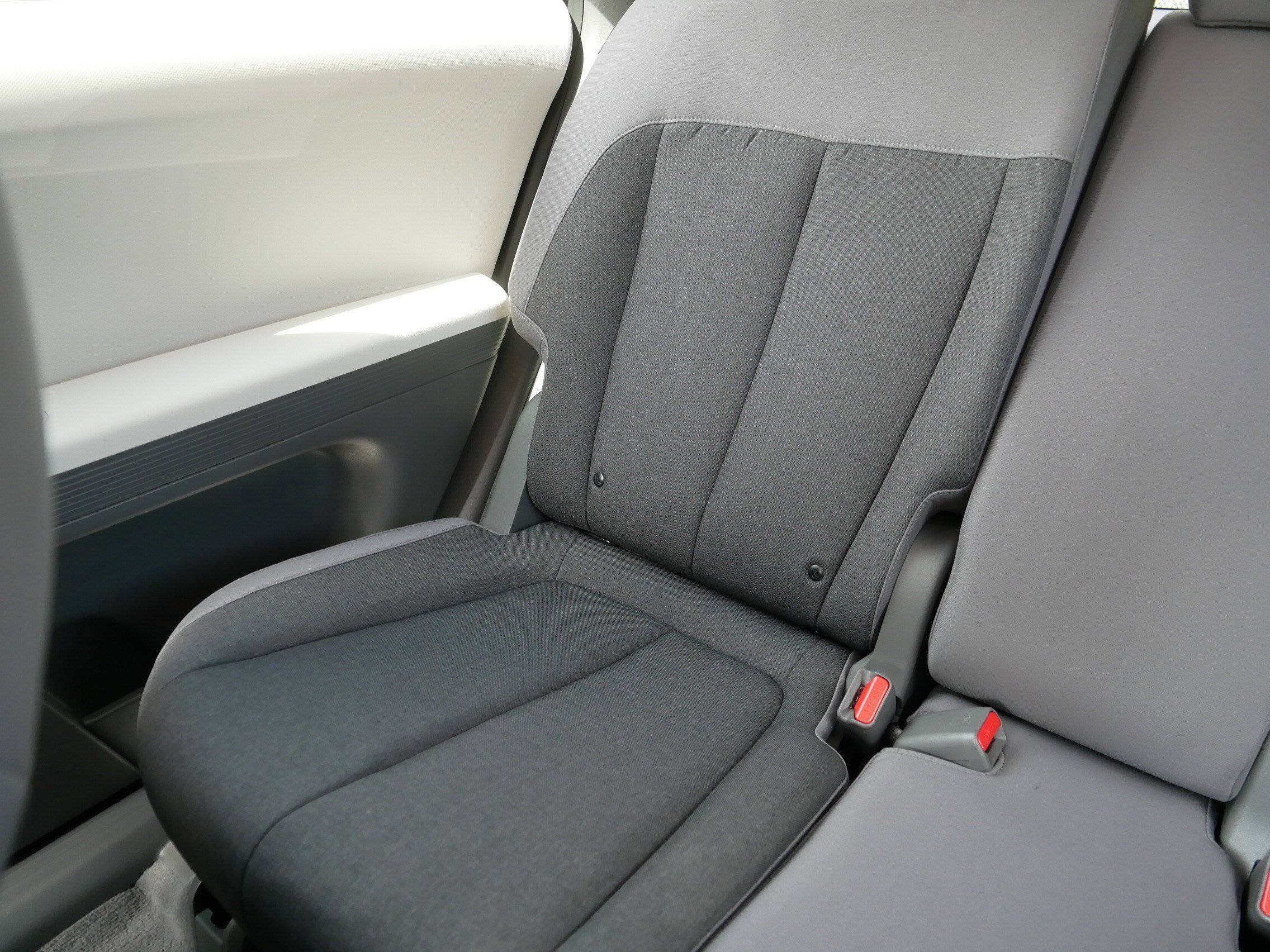 Used 2024 Abyss Black Hyundai SEL image 12