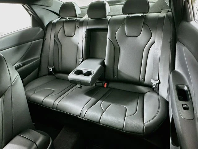 New 2026 White Hyundai SEL Sport image 11