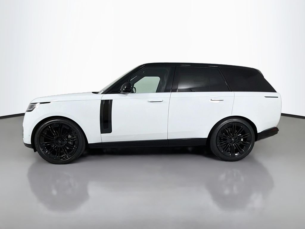 New 2027 Fuji White Land Rover SE image 8