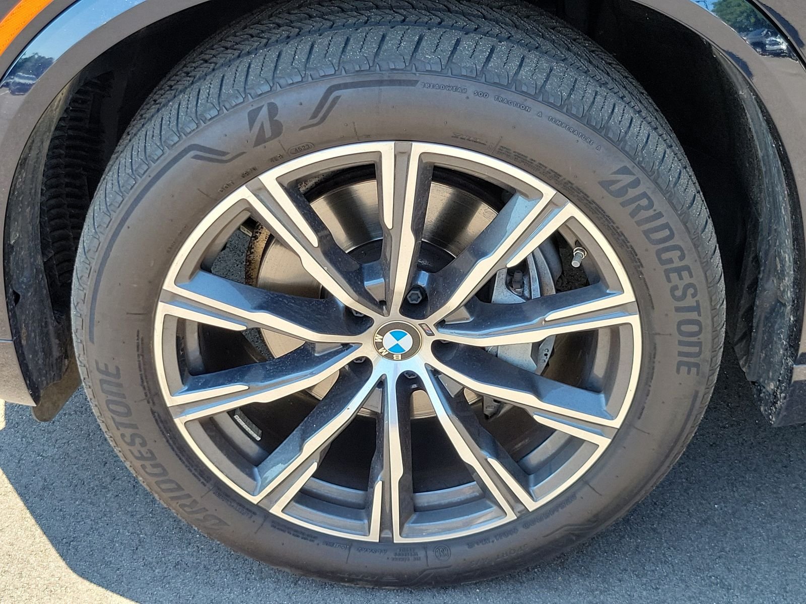 Used 2024 Black BMW xDrive40i image 6