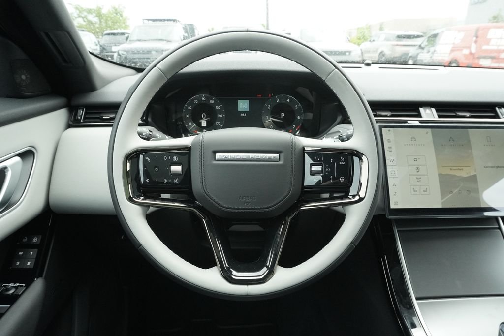 New 2026 Santorini Black Land Rover S image 10