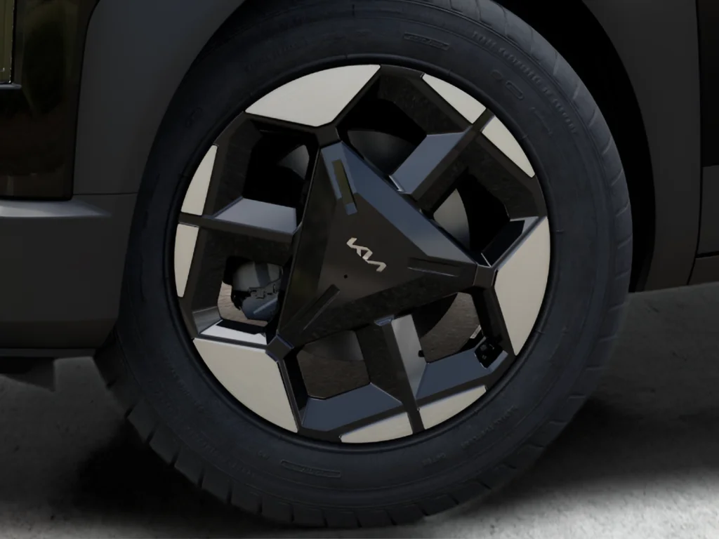 New 2027 Black Kia S image 24